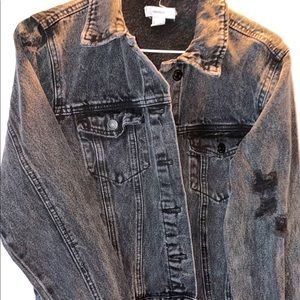 Forever 21, Nike, Rue 21, etc.